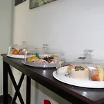 לינה וארוחת בוקר Le Tre Punte אבולה